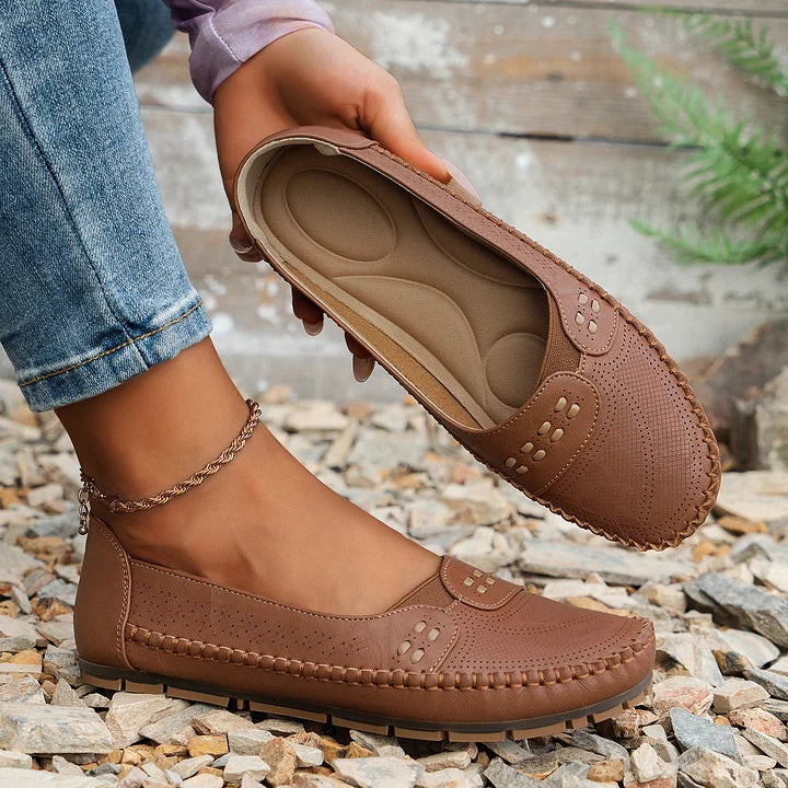 Women's Leather Loafers Flat Comfort Slip On Walking Shoes