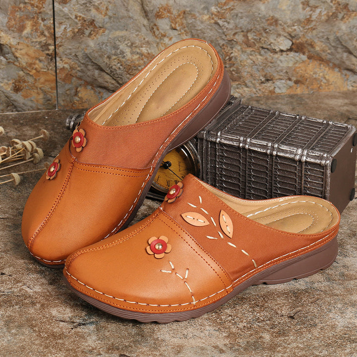 Women’s Leather Floral Print Slip-On Closed Toe Clogs