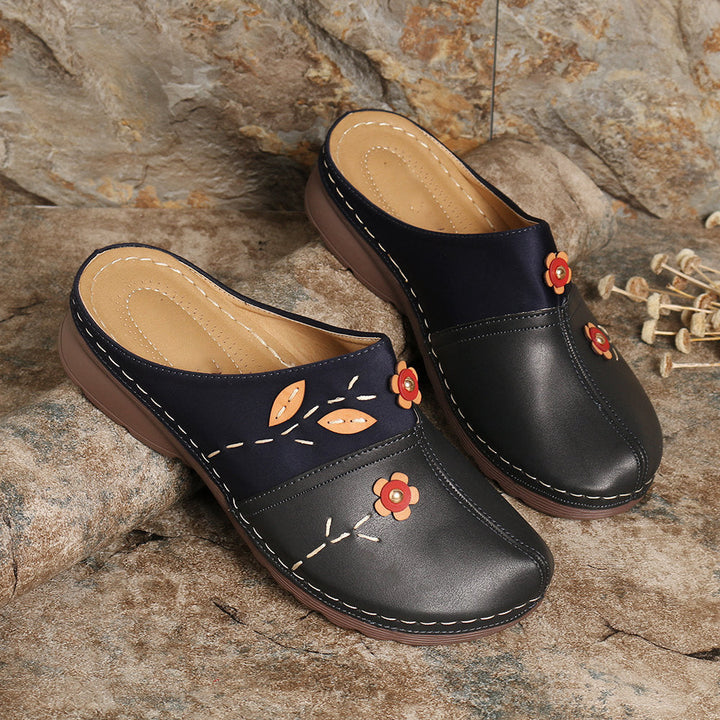 Women’s Leather Floral Print Slip-On Closed Toe Clogs