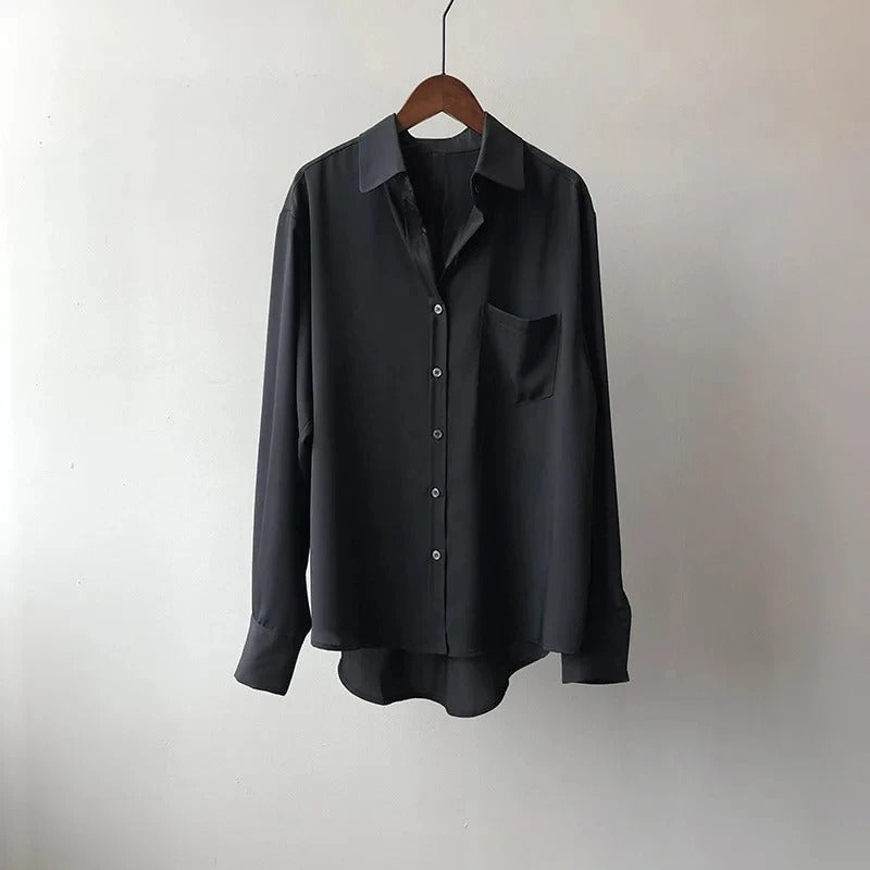 Γυναικείο oversized μεταξωτό πουκάμισο με μακριά μανίκια και κουμπιά