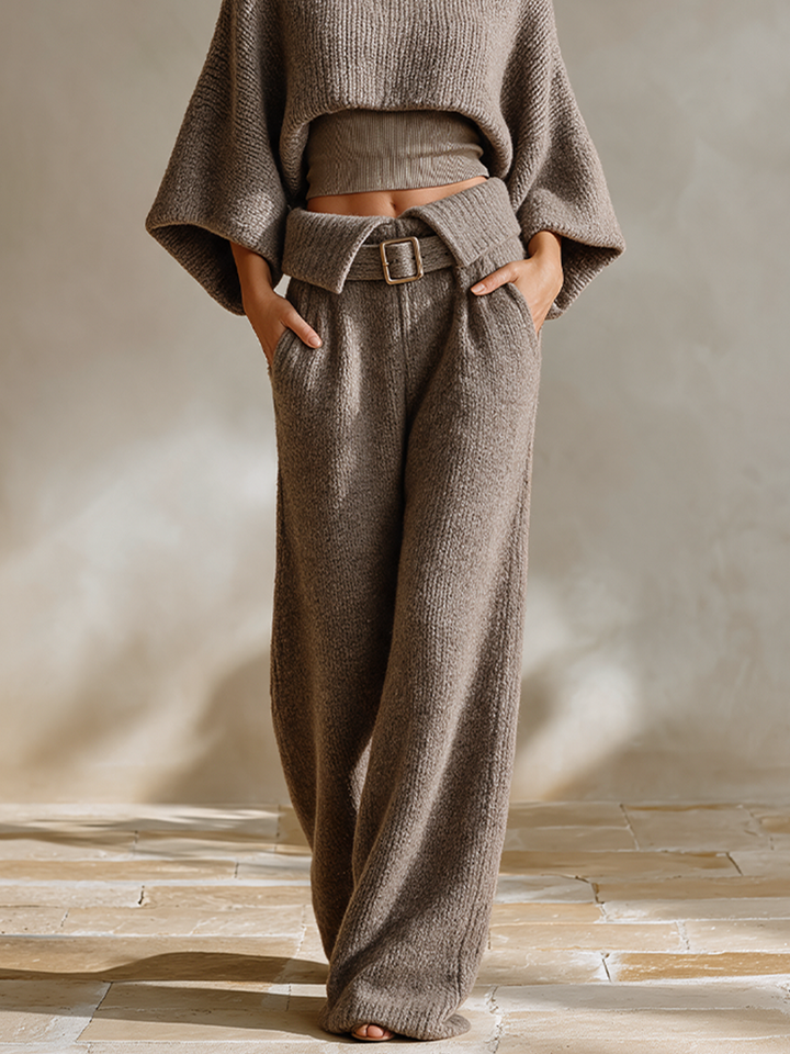 Women's Knit Two-Piece Set Cropped Sweater Wide Leg Trousers