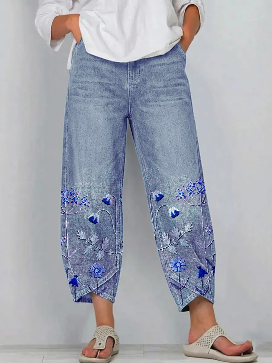 Women’s Printed Relaxed-Fit Straight-Leg Denim Jeans