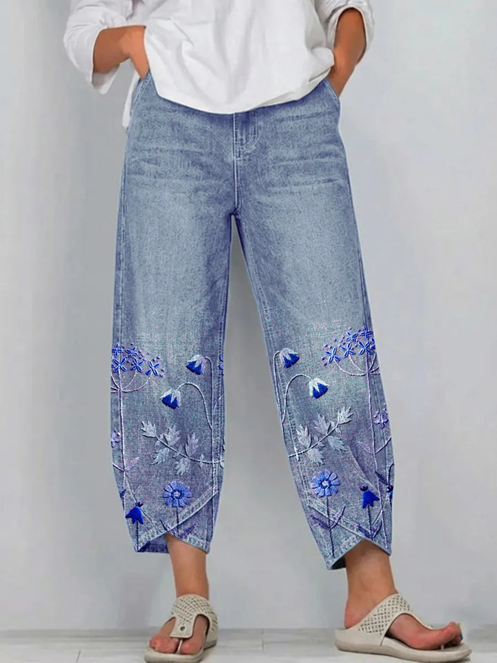 Women’s Printed Relaxed-Fit Straight-Leg Denim Jeans