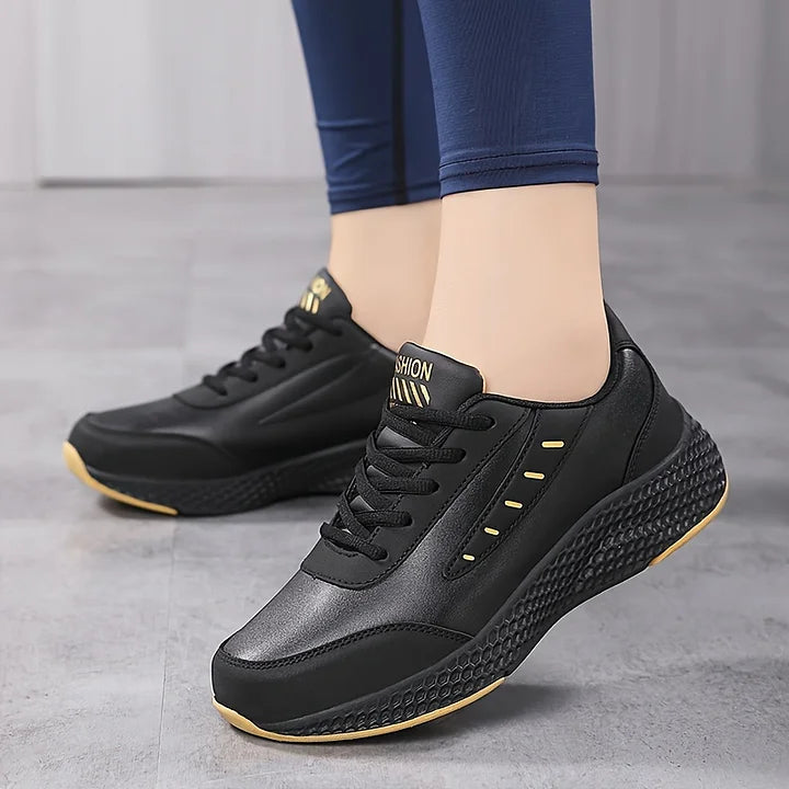 Women's Lightweight Leather Running Sneakers