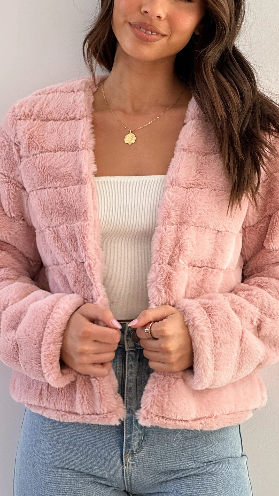 Women's Faux Fur Cropped Zip-Up Bomber Jacket