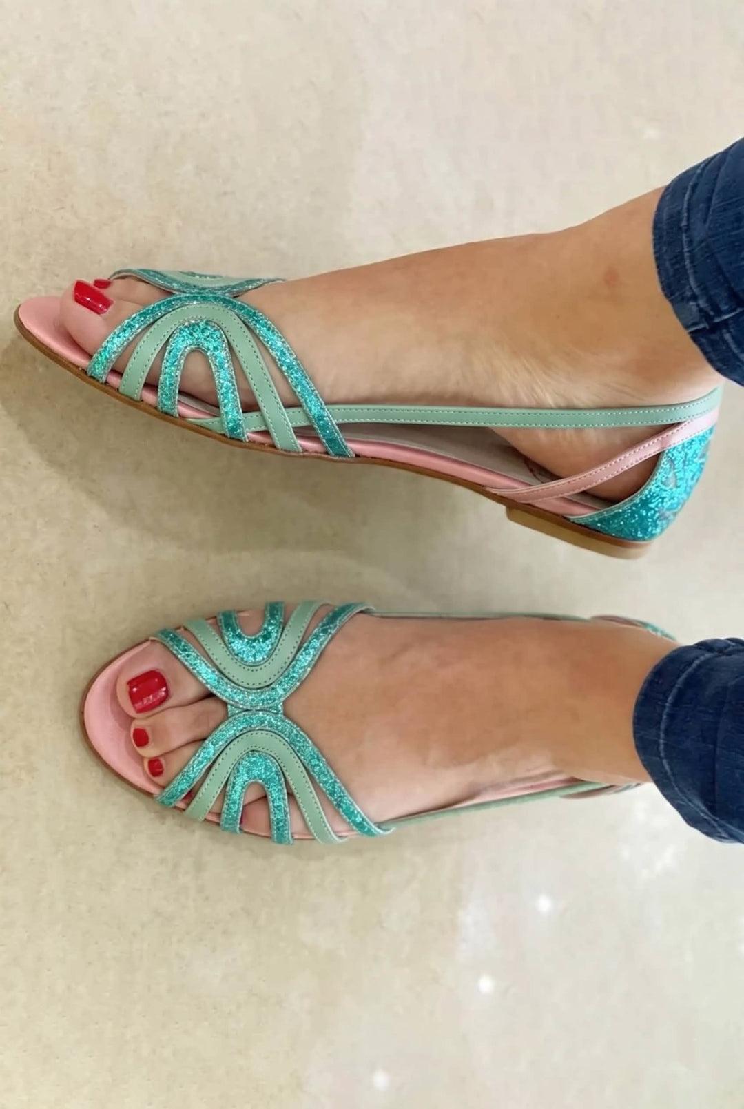 Women's Strappy Peep Toe Flat Sandals