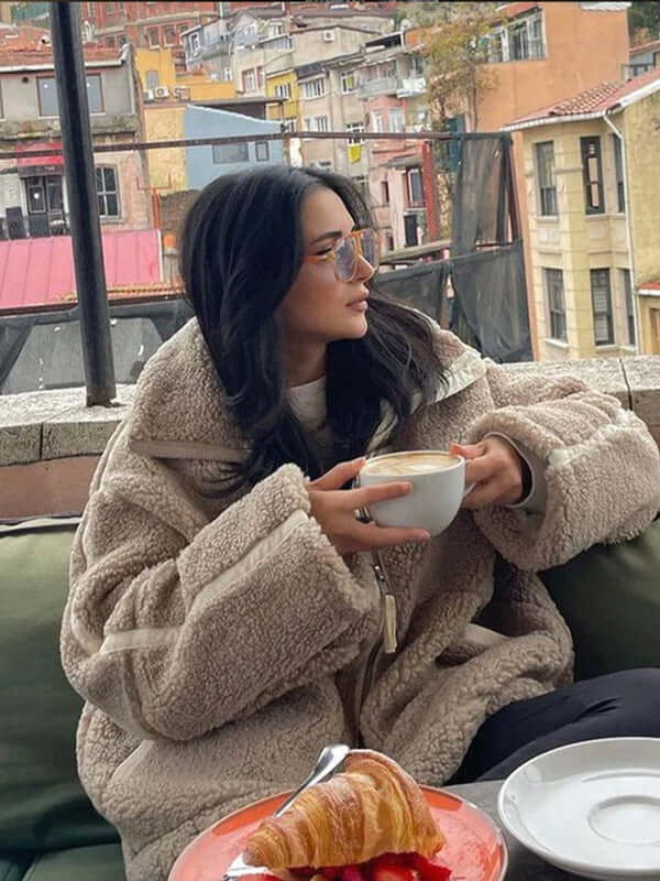 Women's Oversized Sherpa Fleece Zip-Up Jacket