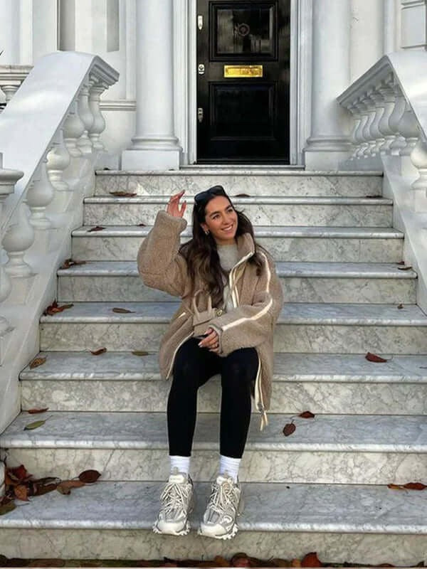 Women's Oversized Sherpa Fleece Zip-Up Jacket