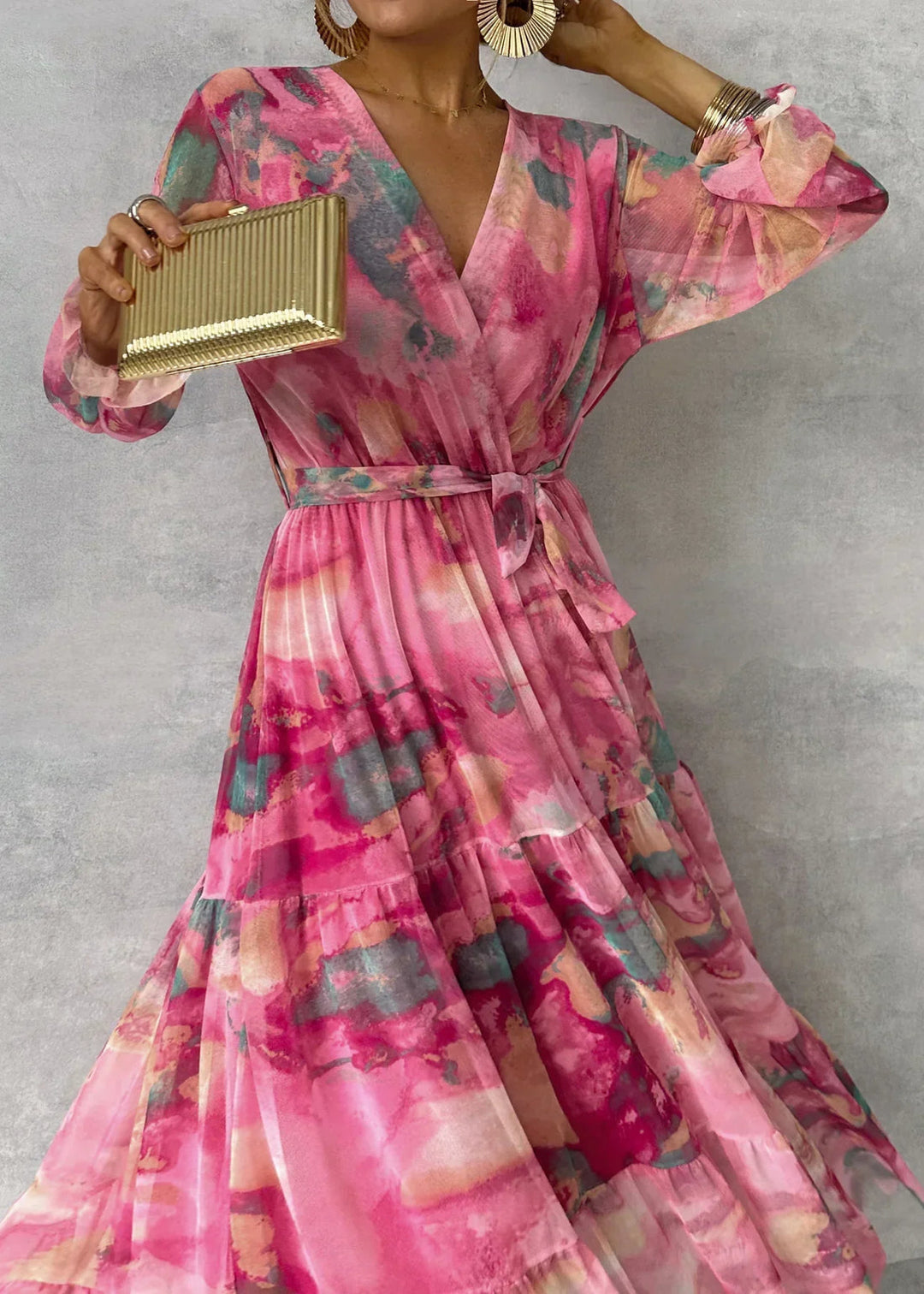 Robe longue maxi fleurie pour femme, en mousseline, à manches longues, col en V et coupe portefeuille, à volants superposés