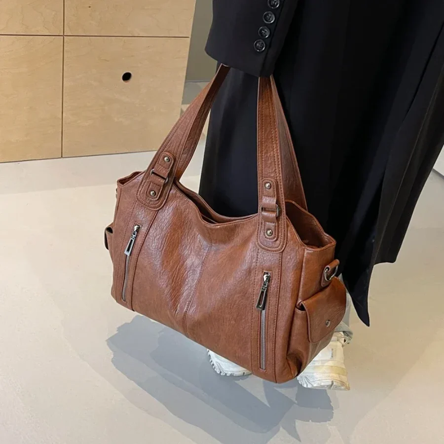 Women's Shoulder Bag Leather Zipper Detail Handbag