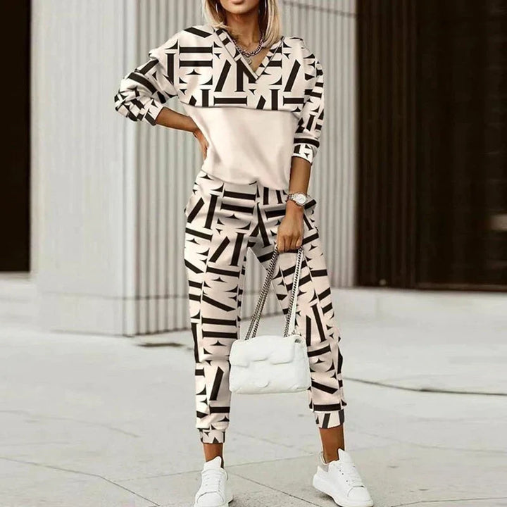 Women's Knit Blend Hoodie And Joggers Two Piece Tracksuit Set