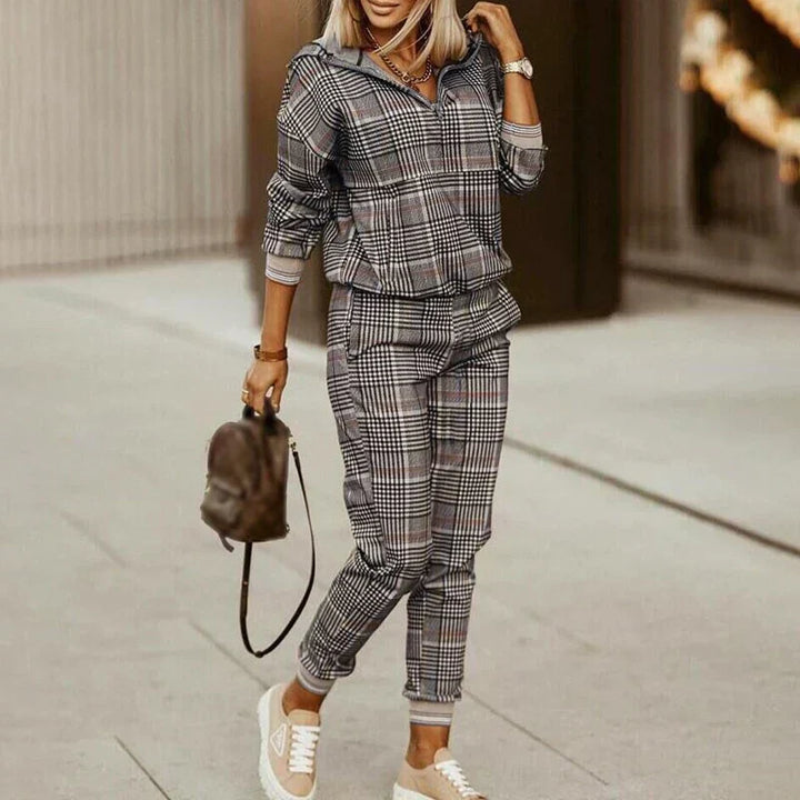 Women's Knit Blend Hoodie And Joggers Two Piece Tracksuit Set