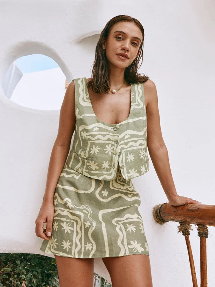Ensemble coordonné pour femme avec jupe et haut en lin