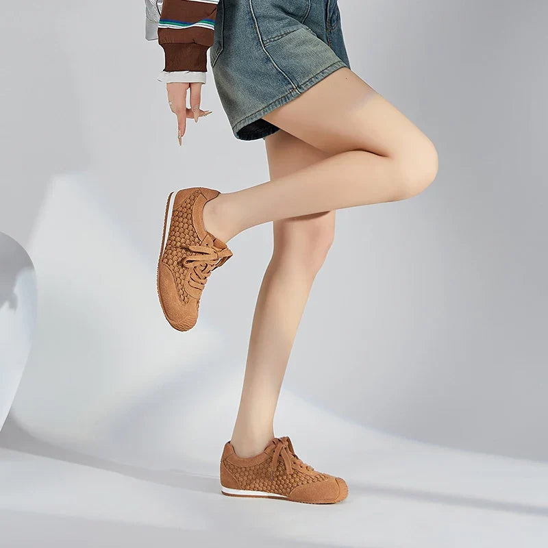 Women's Suede Woven Sneakers Casual Low Top Shoes