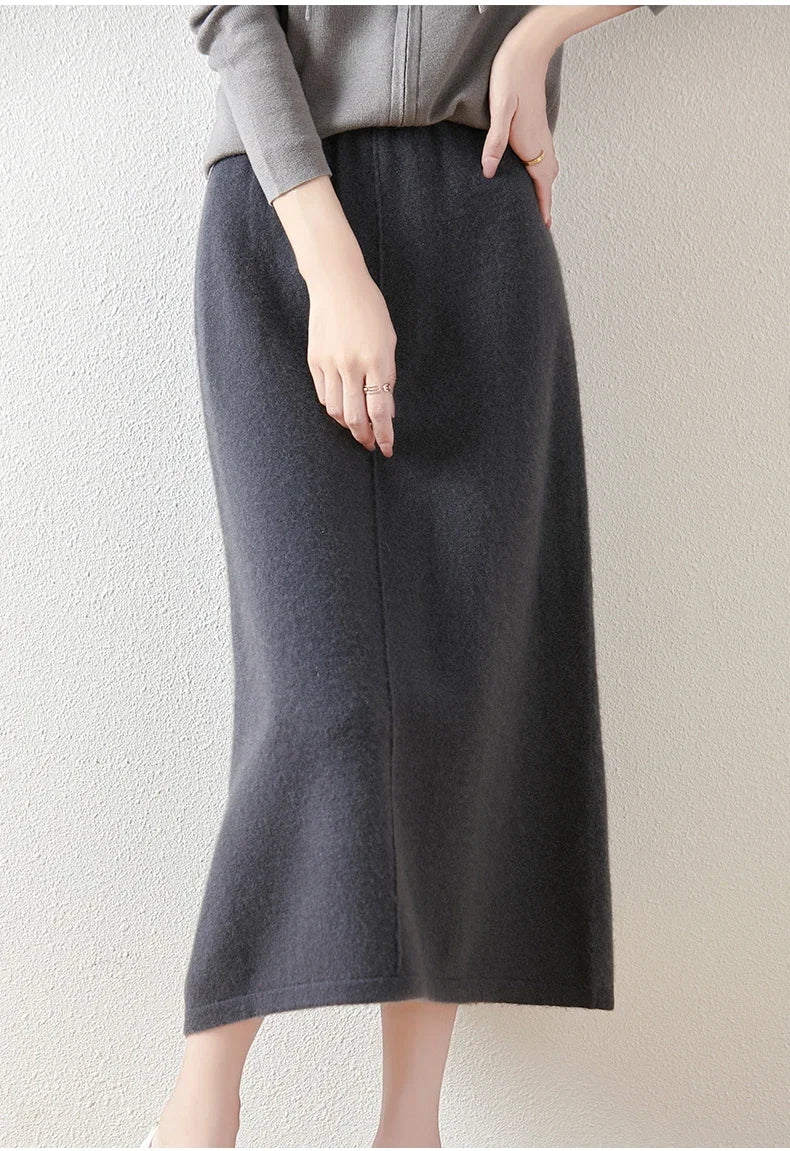 Women's Wool Knit Midi Skirt