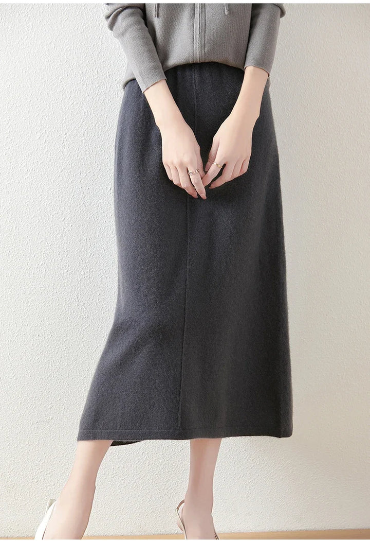 Women's Wool Knit Midi Skirt