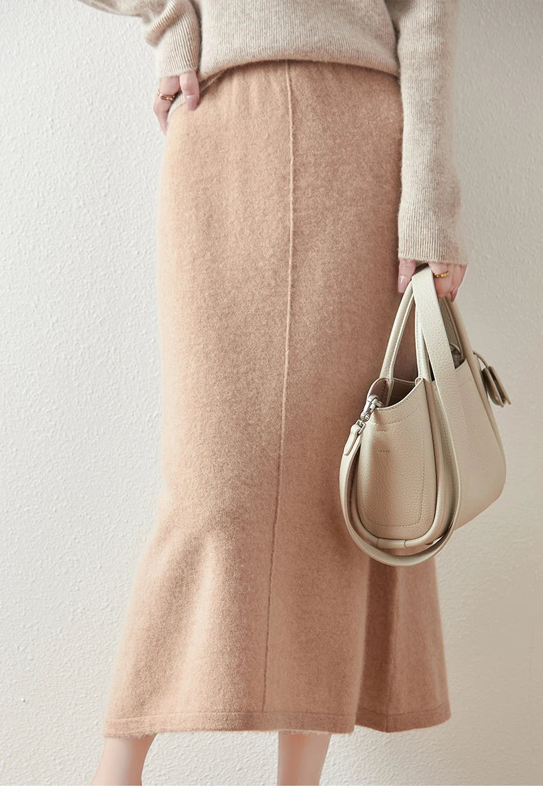 Women's Wool Knit Midi Skirt