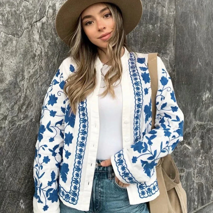 Veste cardigan pour femme en mélange de denim, ornée de broderies florales