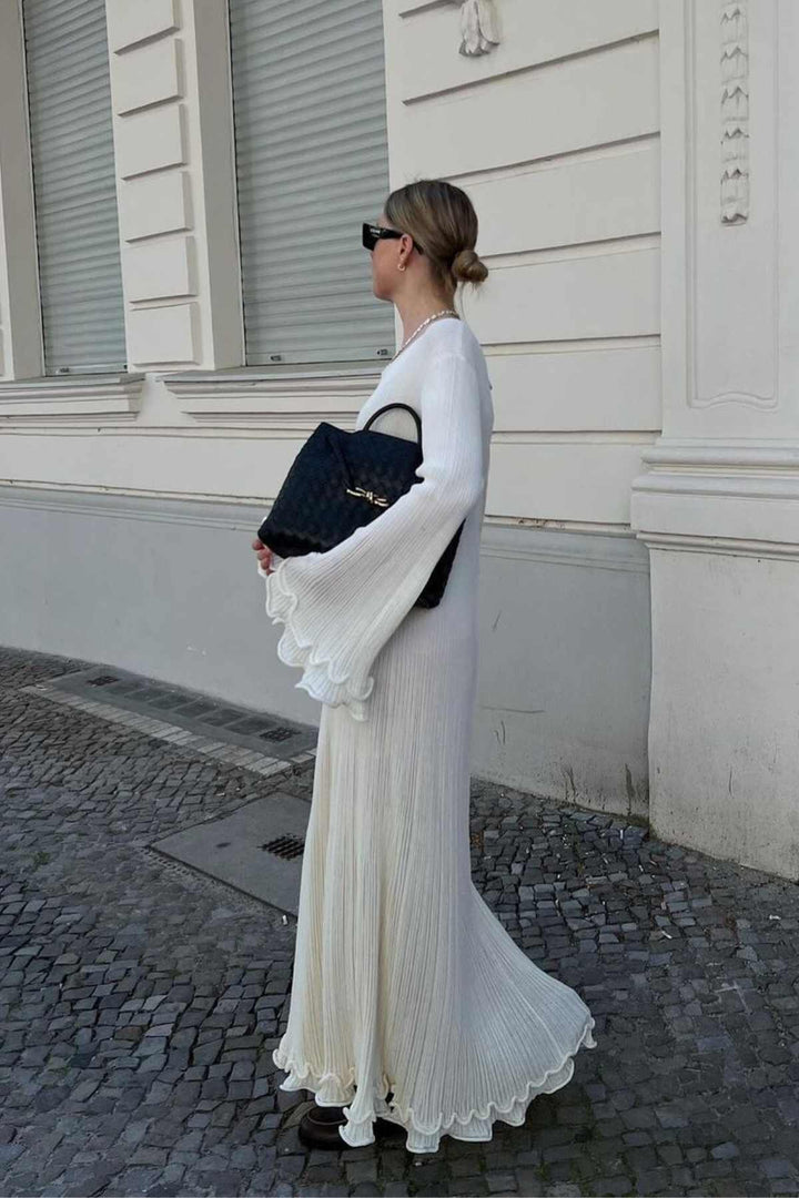 Women Long Flare Sleeve Knit Maxi Dress