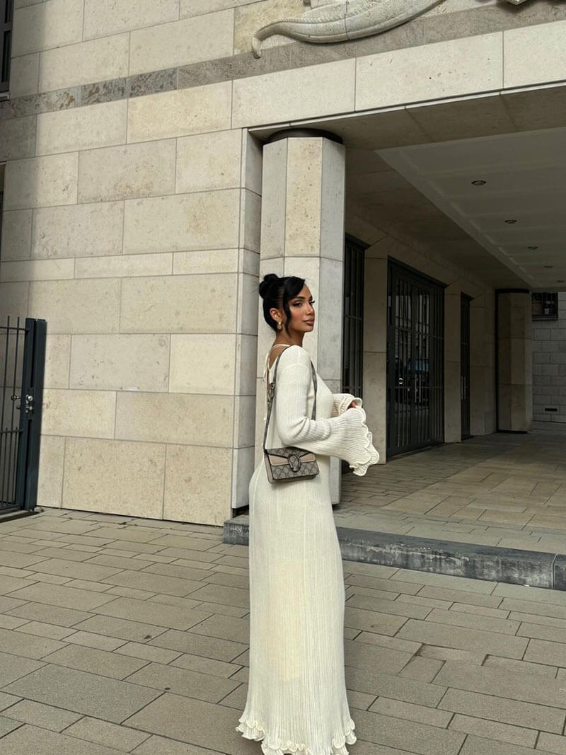 Women Long Flare Sleeve Knit Maxi Dress