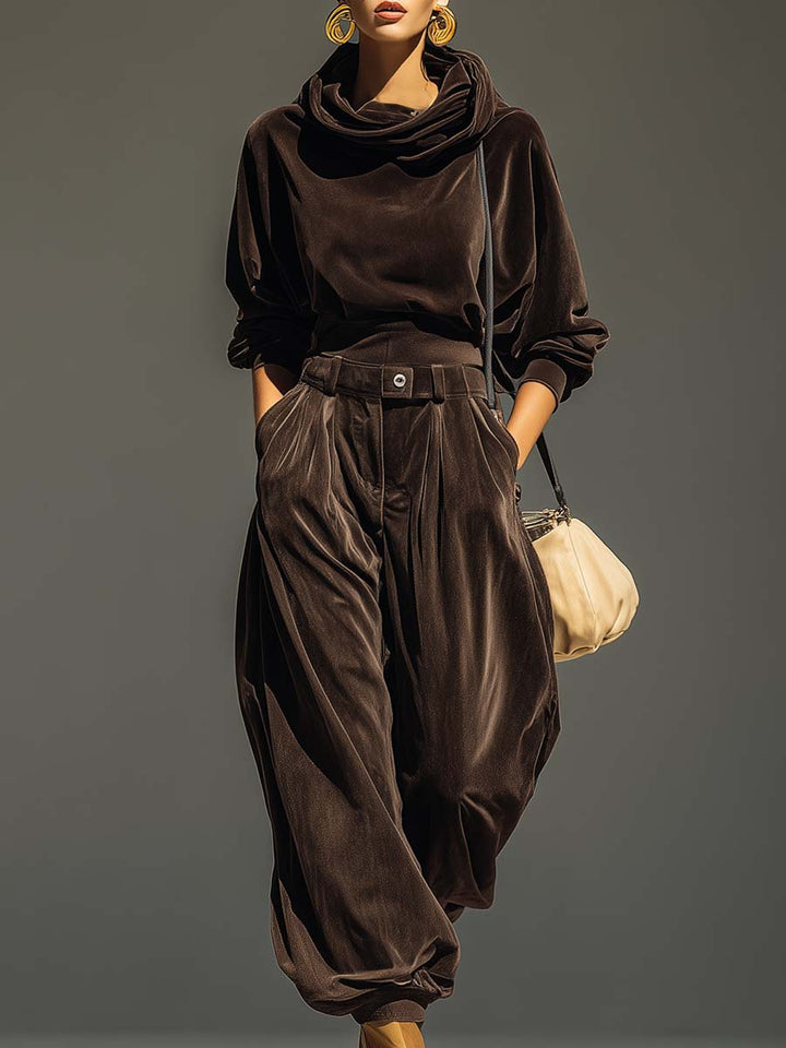 Ensemble pour femme composé d’un haut en velours à col bénitier et manches longues et d’un pantalon