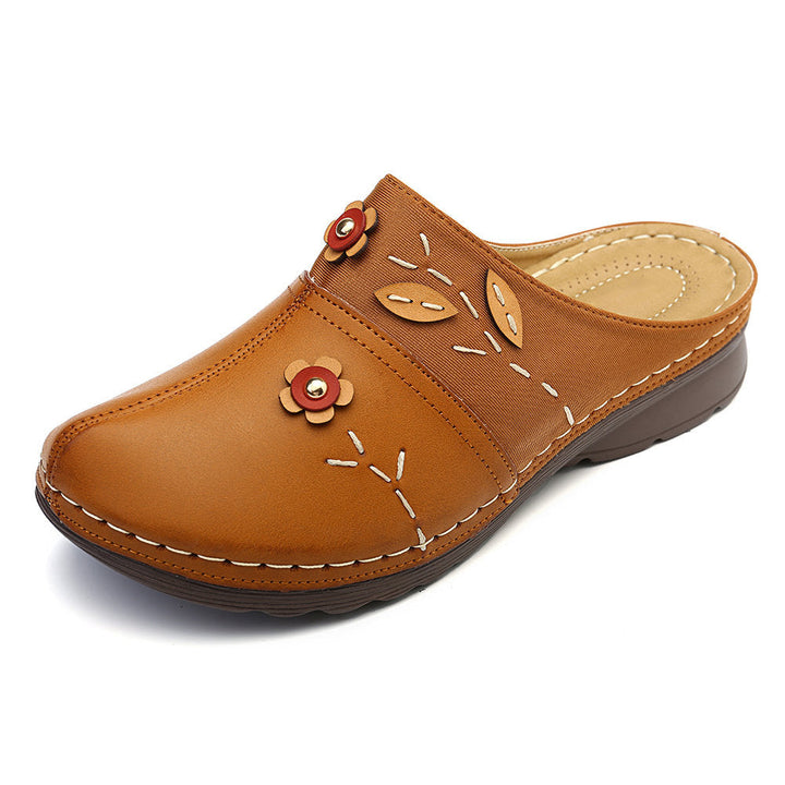 Women’s Leather Floral Print Slip-On Closed Toe Clogs