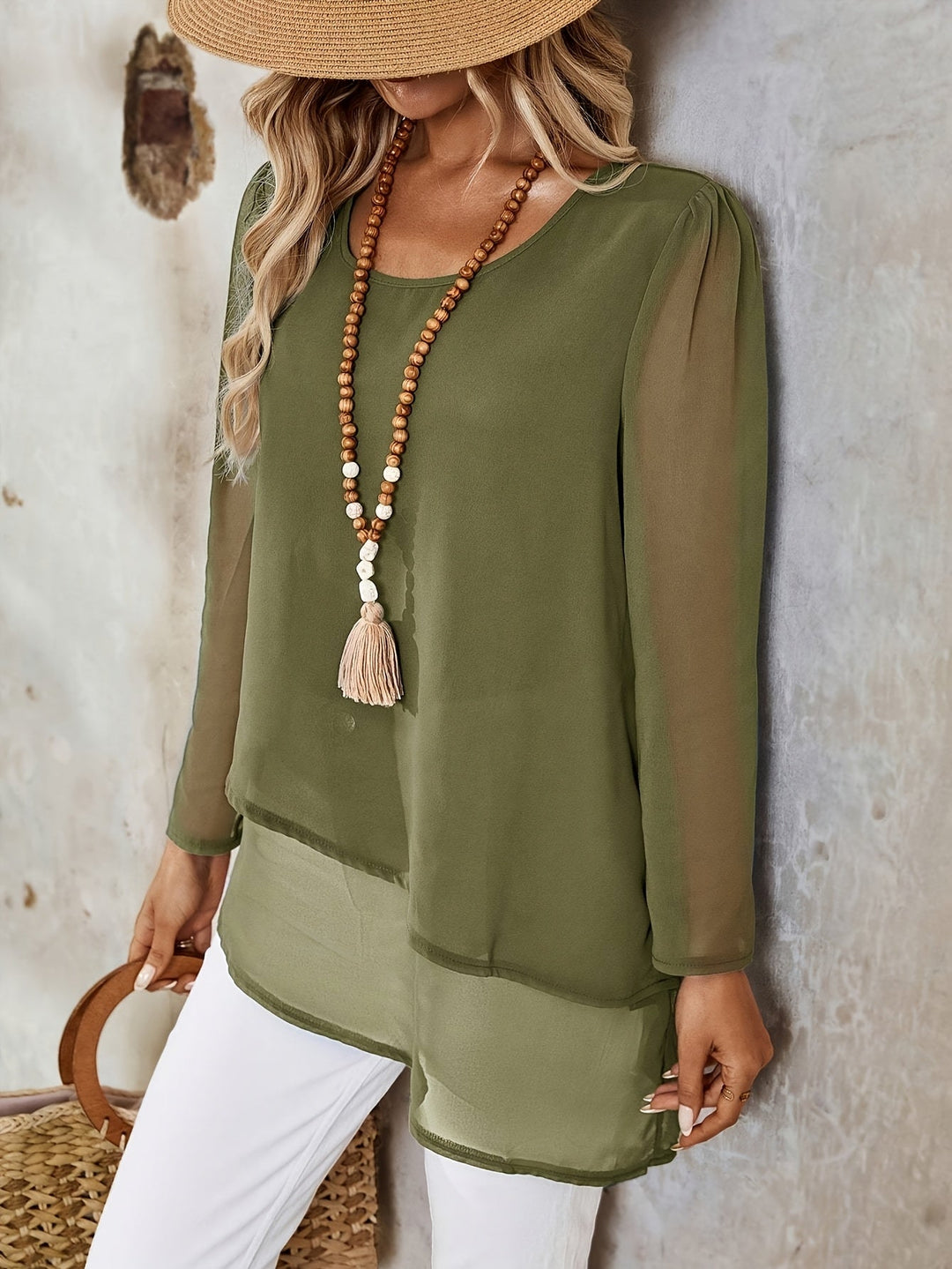 Dámská šifonová halenka s průsvitnými rukávy a vrstveným lemem