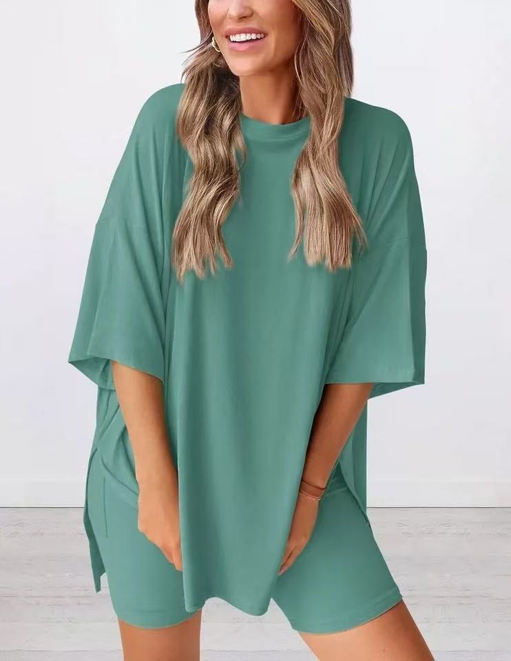 Women's Two Piece Knit Oversized T-Shirt and Shorts Co-ord