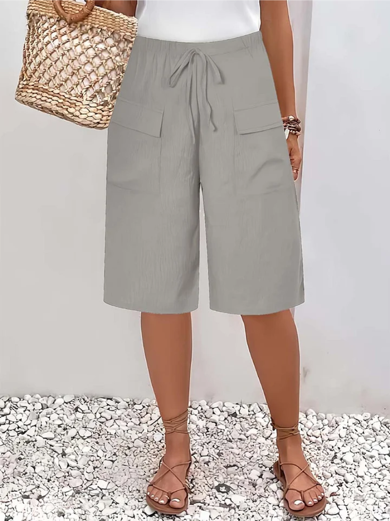 Women's Linen Bermuda Cargo Shorts