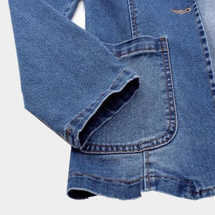Damska dopasowana kurtka marynarkowa z denimu