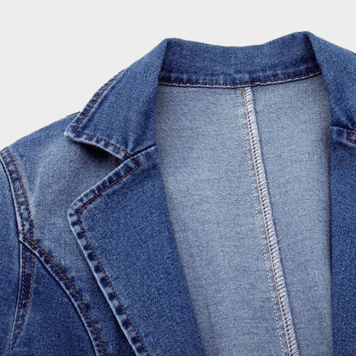 Damska dopasowana kurtka marynarkowa z denimu