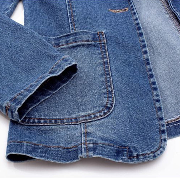 Damska dopasowana kurtka marynarkowa z denimu