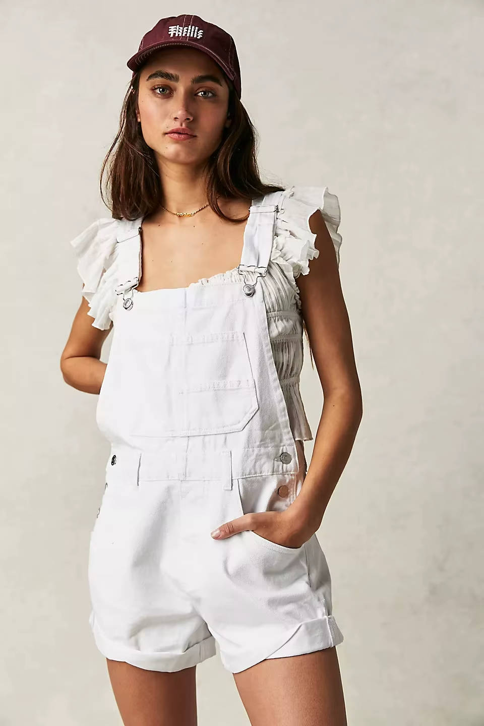 Salopette short en jean pour femme, combinaison short-casquette