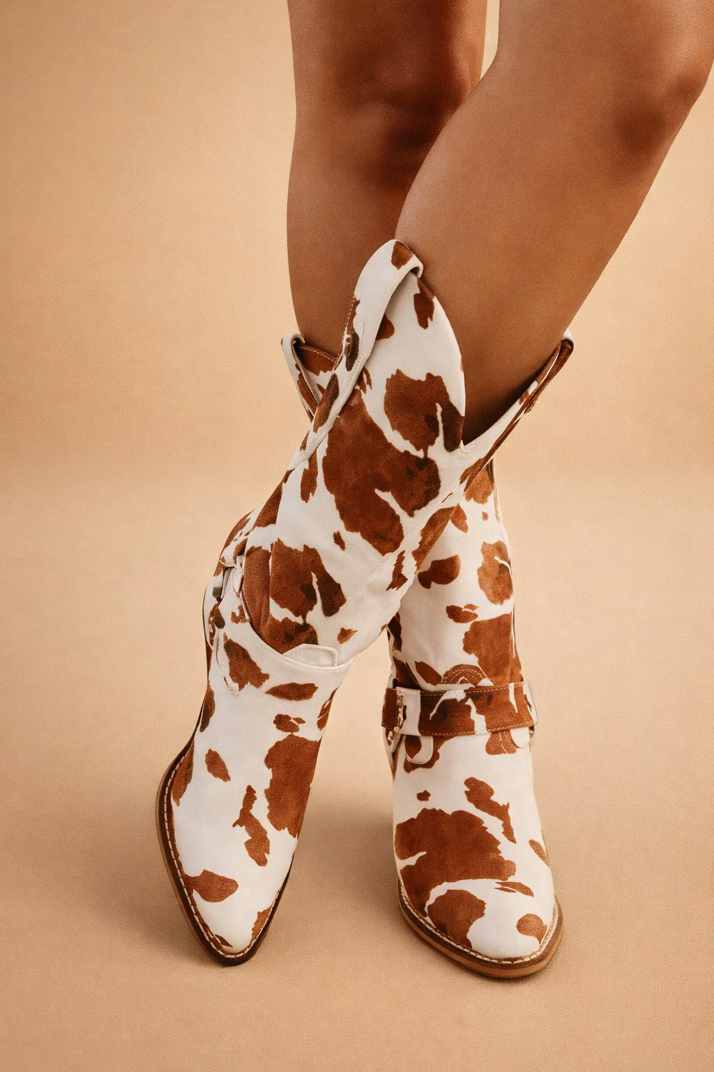 Bottes western en cuir pour femmes, motif vache, bout pointu