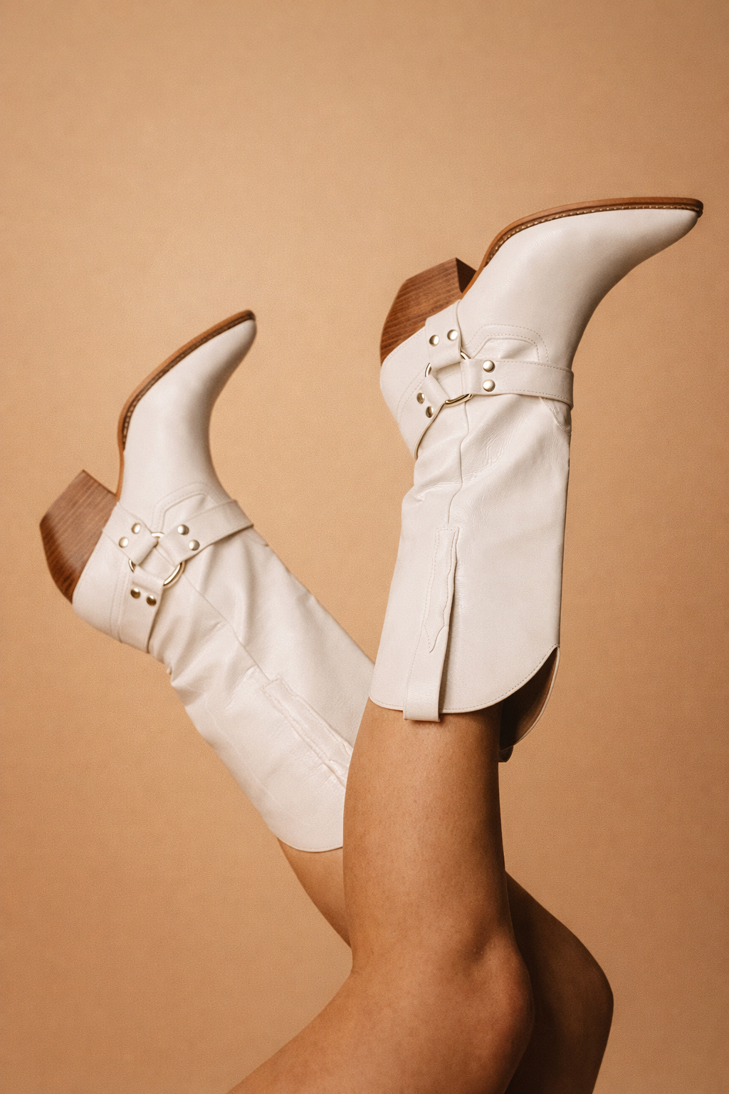 Bottes western en cuir pour femmes, motif vache, bout pointu