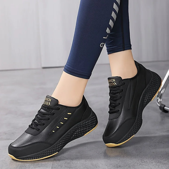 Women's Lightweight Leather Running Sneakers