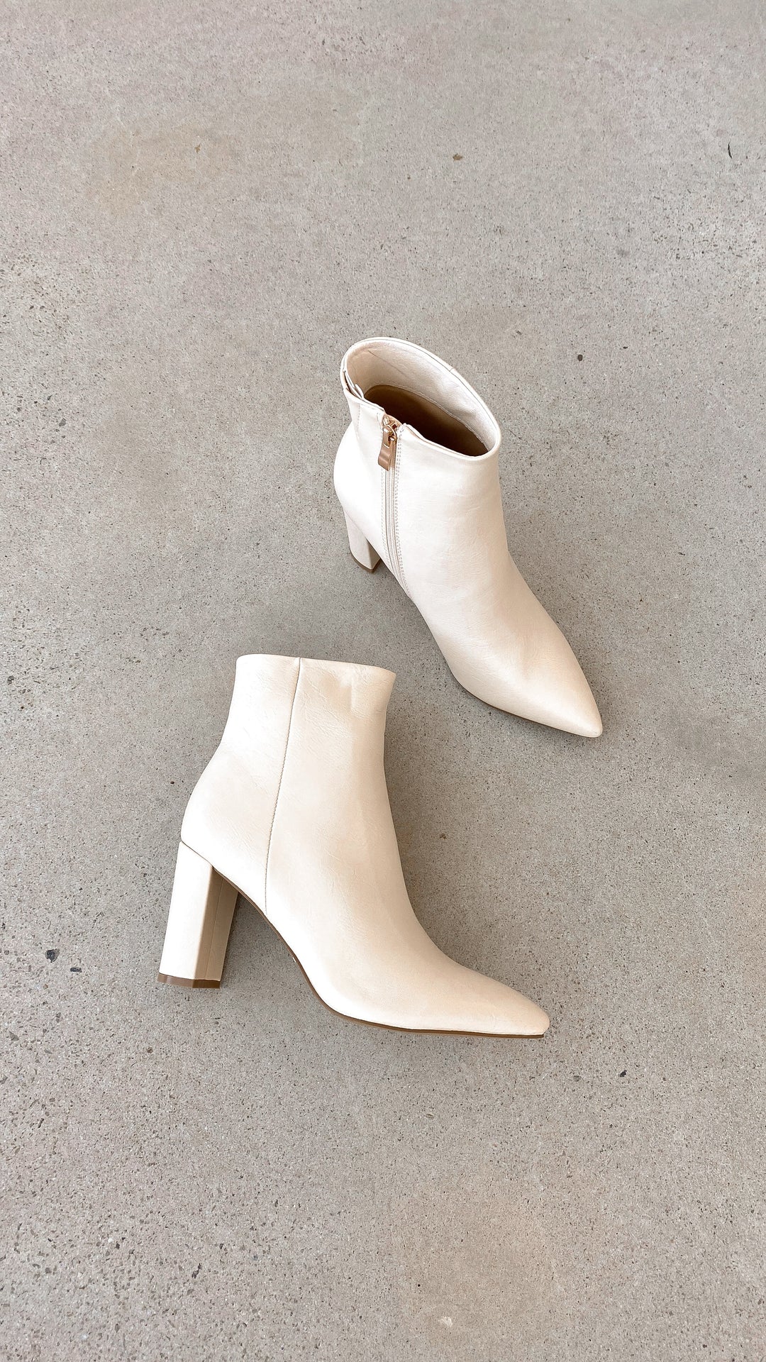 Women's Leather Ankle Boots Pointed Toe Block Heel Footwear