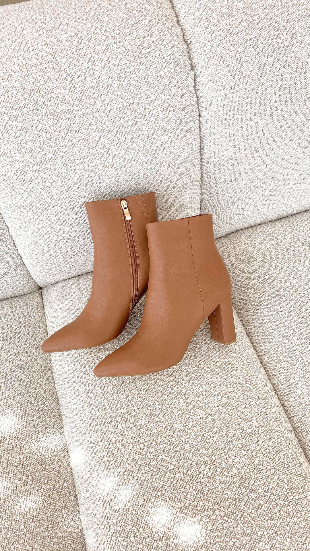 Women's Leather Ankle Boots Pointed Toe Block Heel Footwear