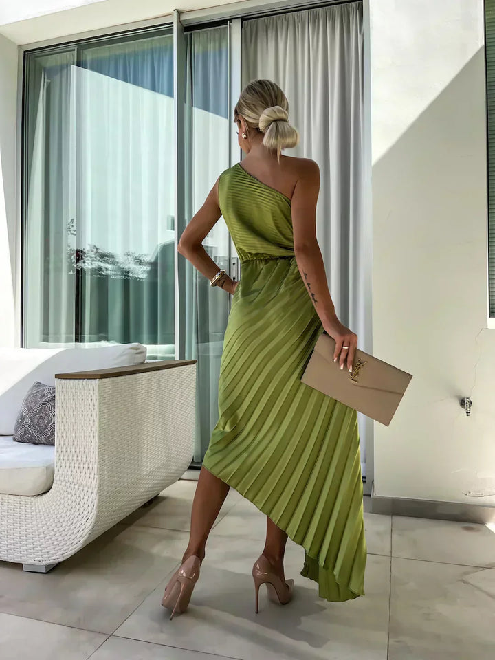 Women's Pleated Satin One Shoulder Maxi Dress