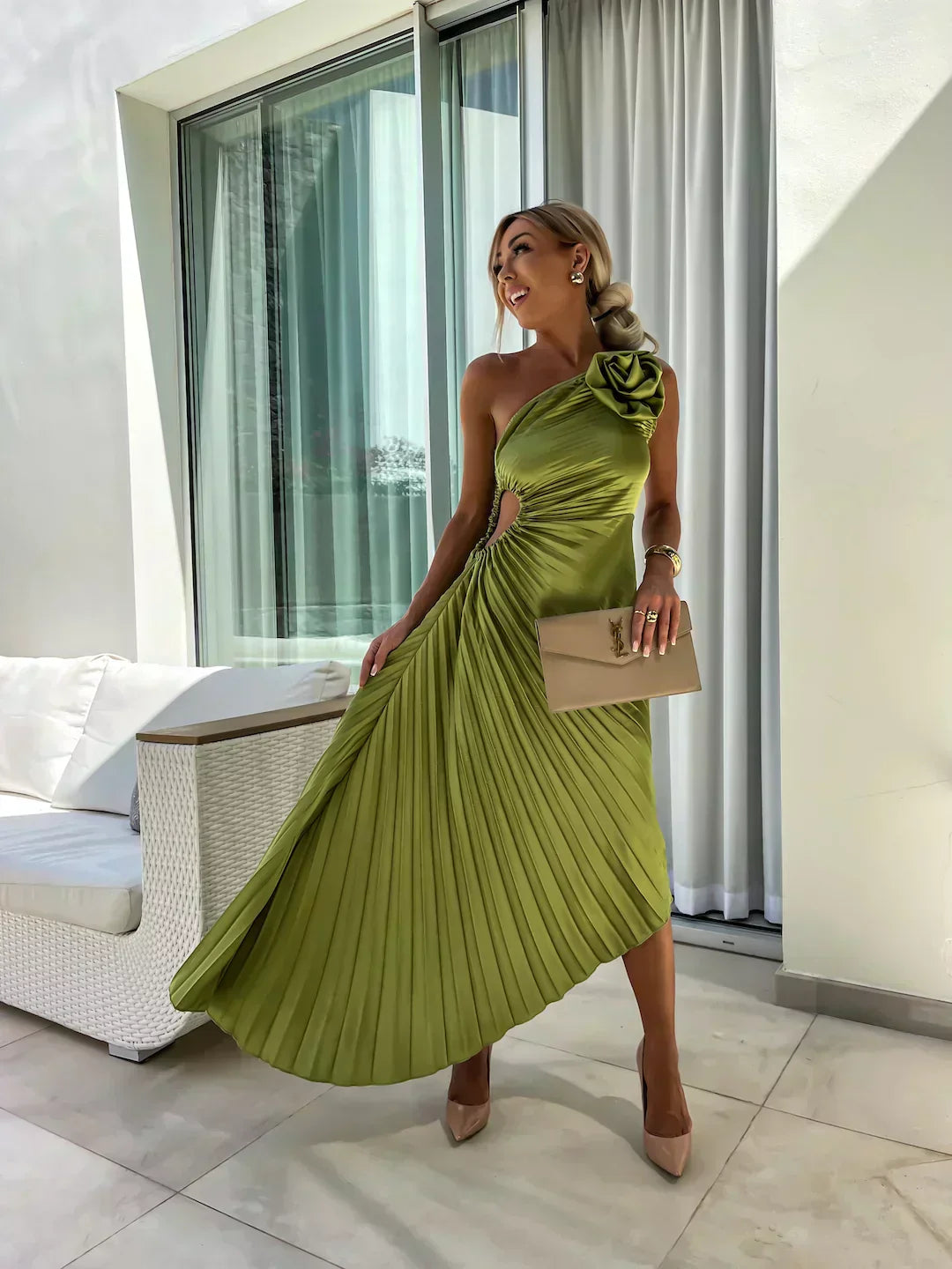 Women's Pleated Satin One Shoulder Maxi Dress