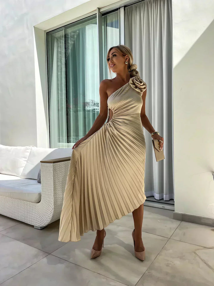 Women's Pleated Satin One Shoulder Maxi Dress