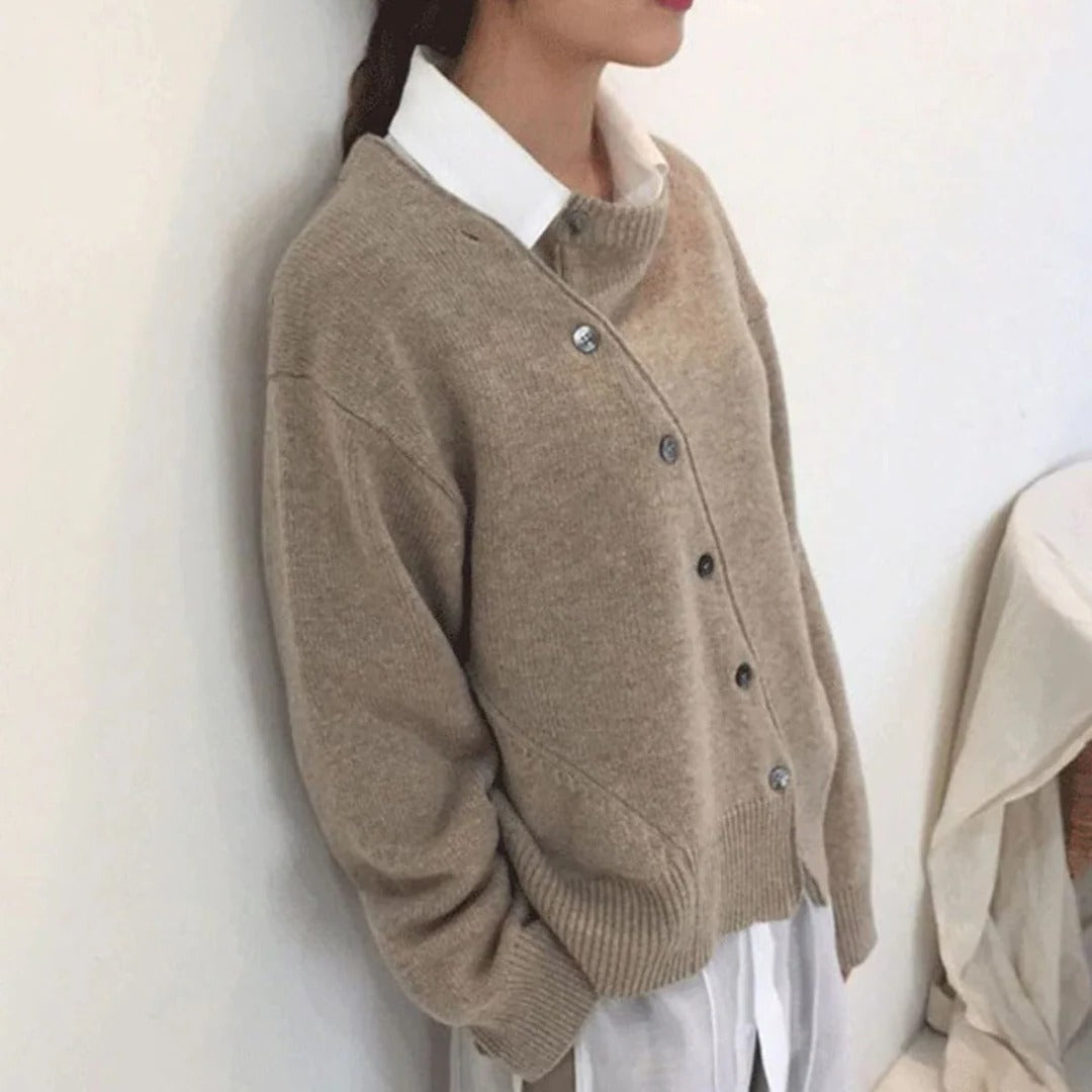 Damski oversize’owy dzianinowy kardigan, warstwowy sweter z dekoltem w serek