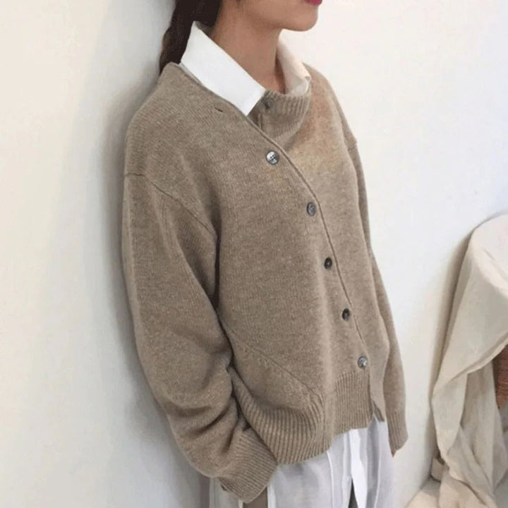 Damski oversize’owy dzianinowy kardigan, warstwowy sweter z dekoltem w serek