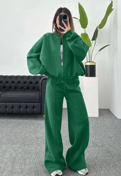 Ensemble deux pièces pour femme comprenant un blouson bomber entièrement zippé en mélange de rayonne et un pantalon à cordon de serrage