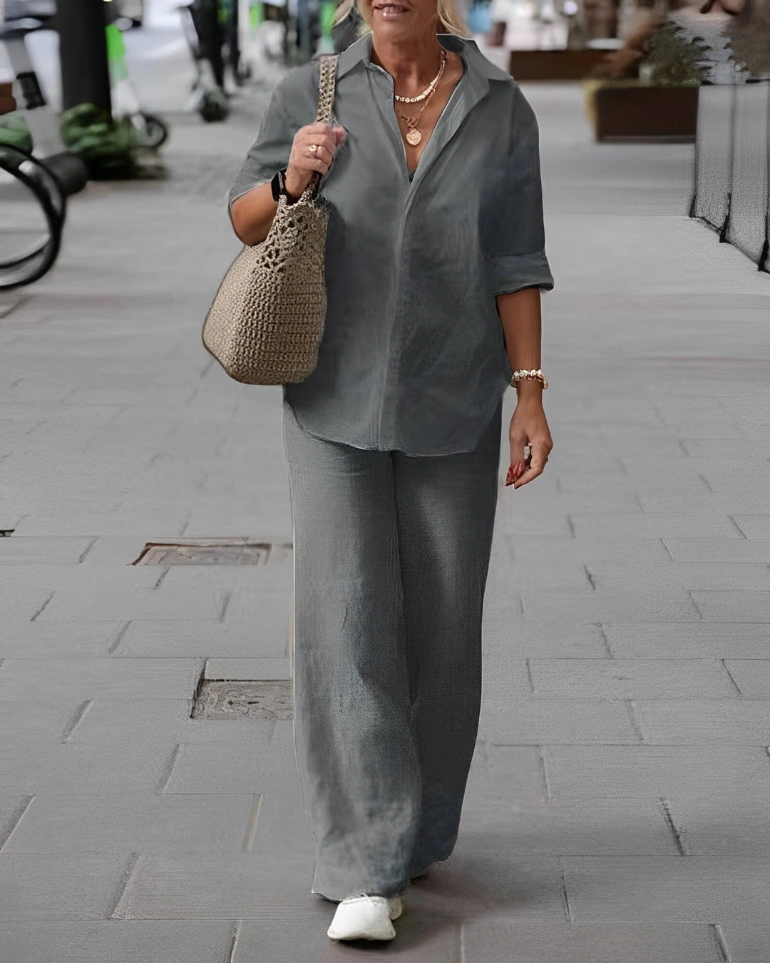 Ensemble deux pièces pour femme en lin, composé d’une chemise à manches longues et d’un pantalon