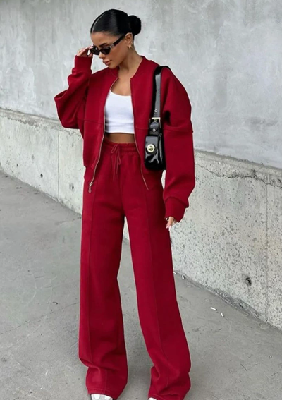 Ensemble deux pièces pour femme comprenant un blouson bomber entièrement zippé en mélange de rayonne et un pantalon à cordon de serrage