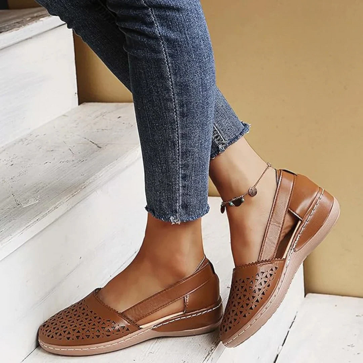 Women’s Leather Hollow-Out Flat Loafers