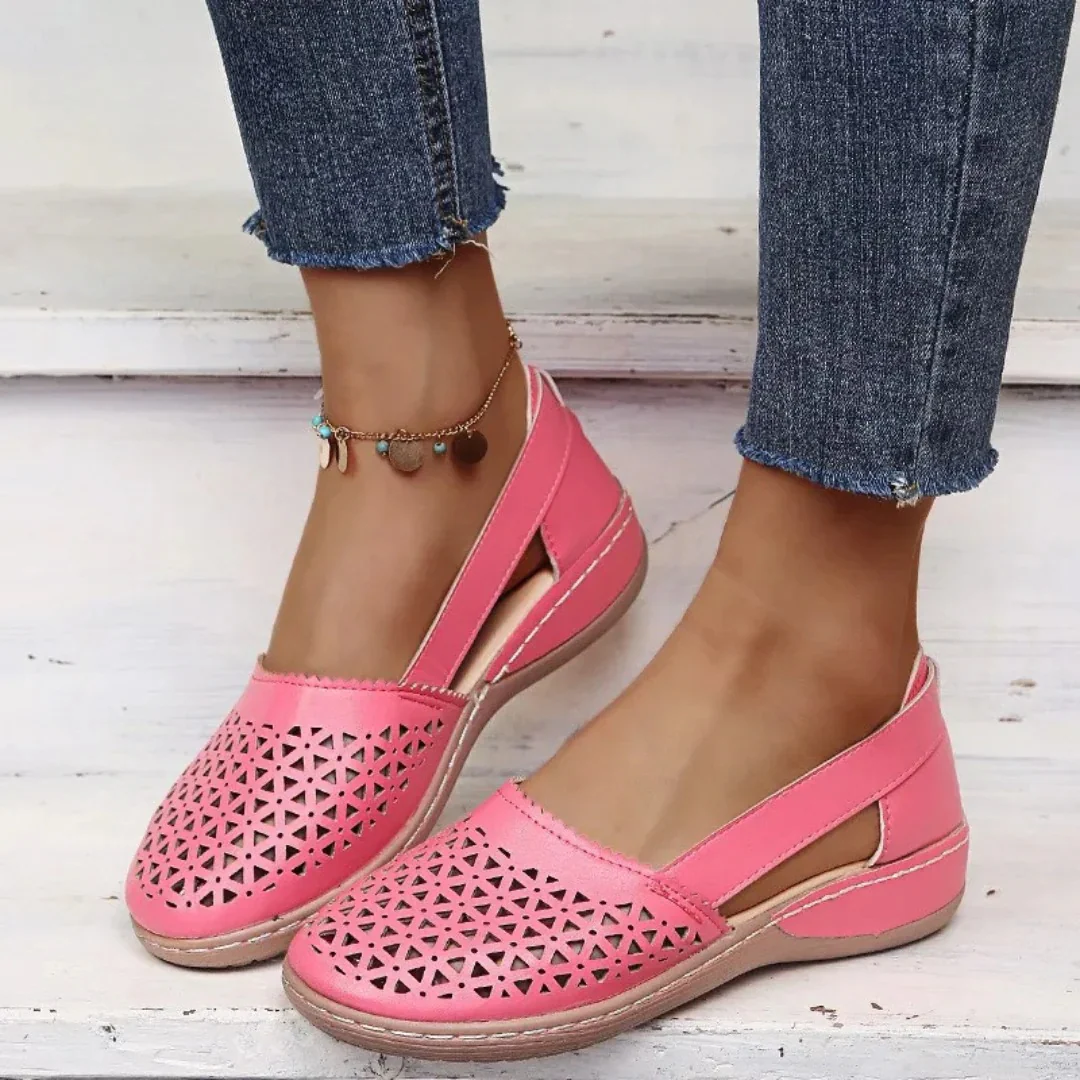 Women’s Leather Hollow-Out Flat Loafers