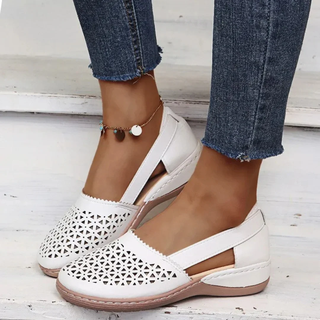 Women’s Leather Hollow-Out Flat Loafers