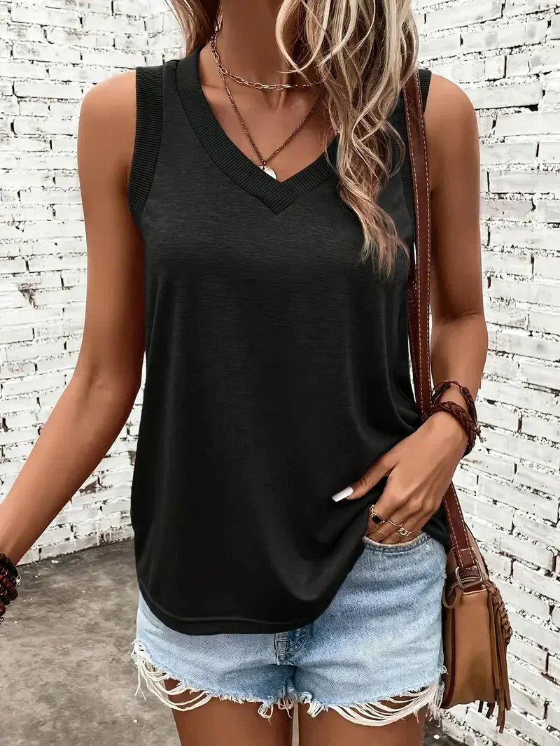 Women’s Knit Sweetheart-Neck Sleeveless Tank Top